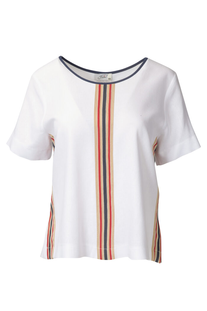 Biała letnia bluzka wiskozowo-lniana z kolorowymi taśmami w stylu marynarskim.