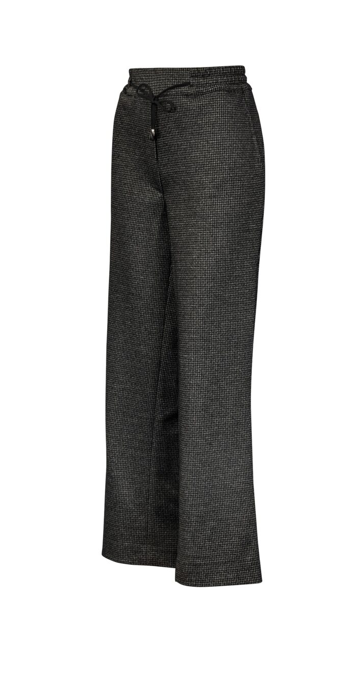 Szerokie spodnie z dzianiny w szaro-czarną pepitkę z elastyczną gumką w pasie i bocznymi kieszeniami.